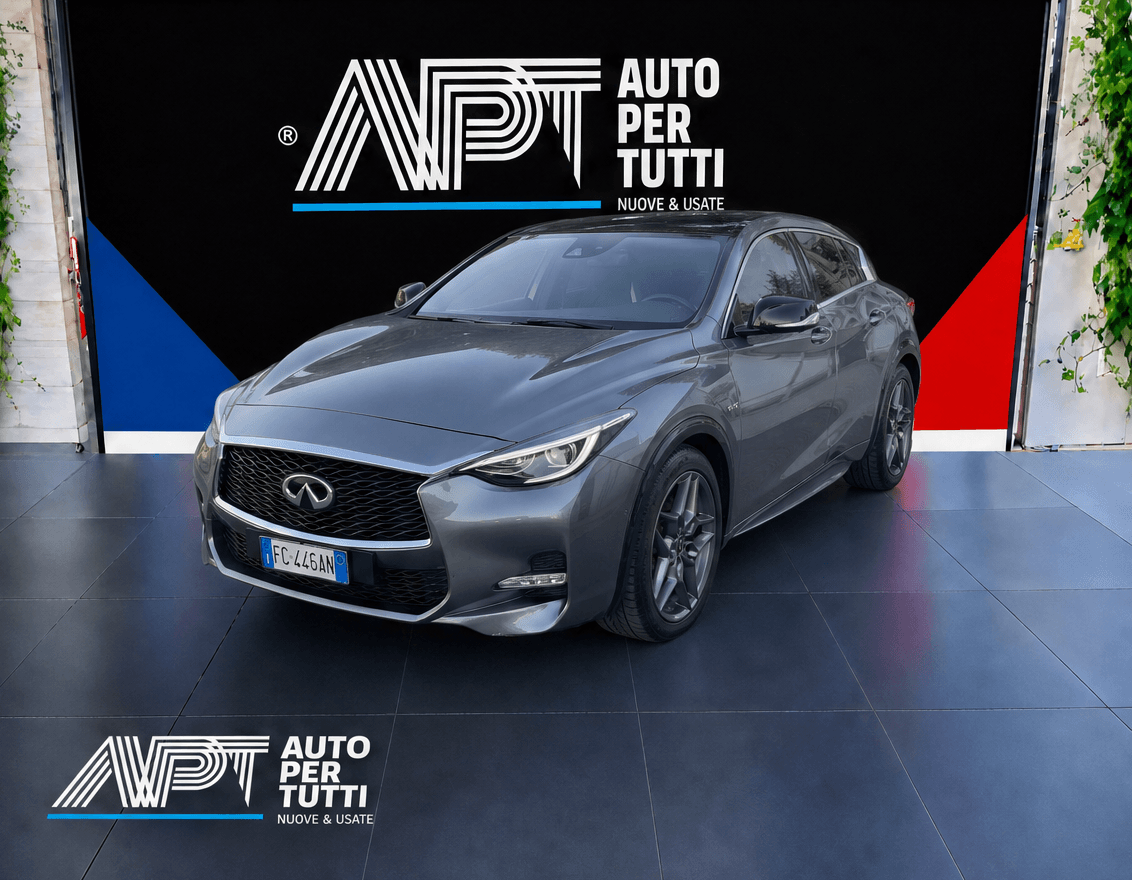 Infiniti Q30